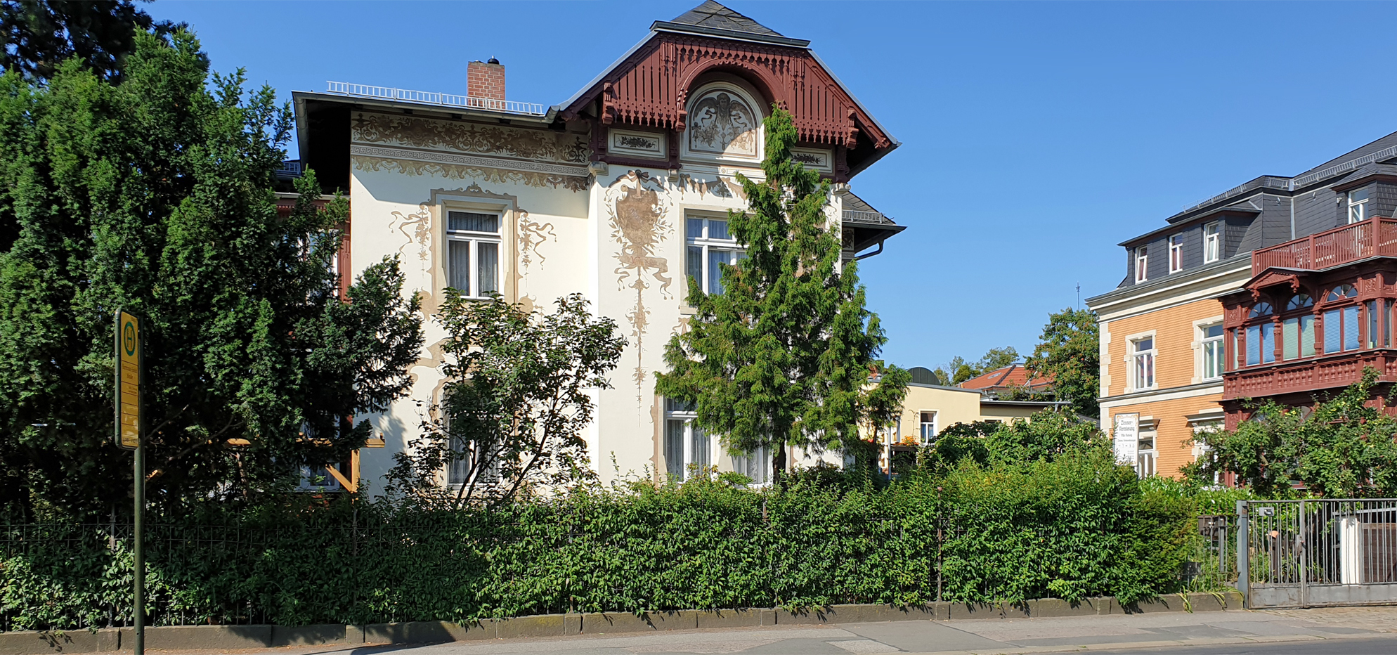 Übernachten Sie in DresdenLaubegast › Villa Hedwig Ferienzimmer